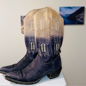 Women’s Cowgirl Boots